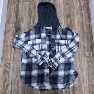 SO Button Up Top Woman Size Small Plaid Rayon Black White Lng Sleeve Hoodie